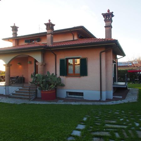 La Casa Di Mario Villa Massa  Exterior foto