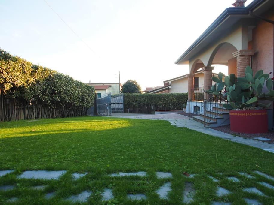 La Casa Di Mario Villa Massa  Exterior foto